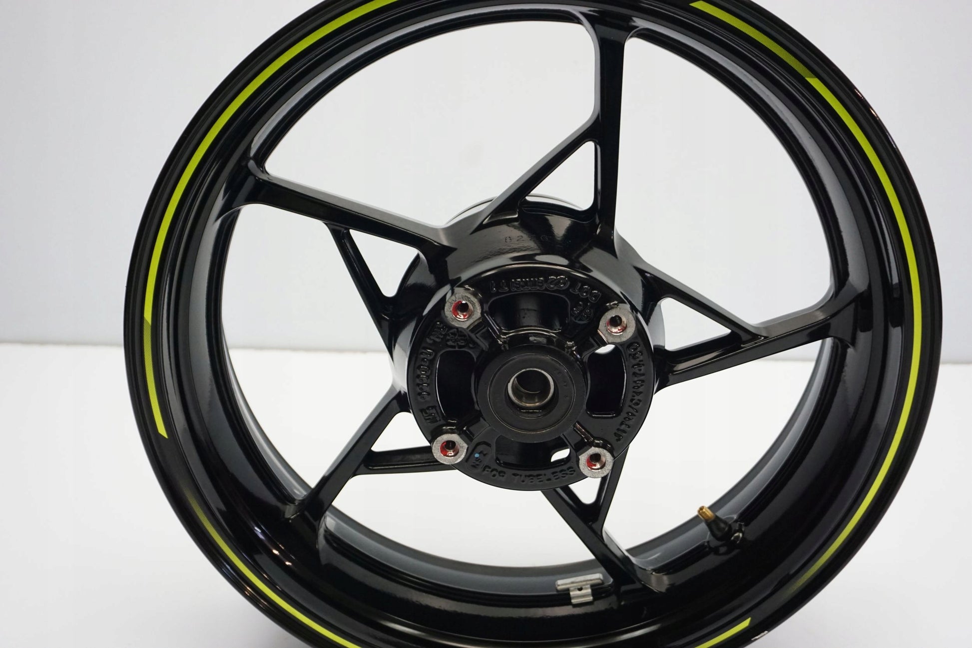 KAWASAKI Z 650 20-22 Felge hinten Wheel Hinterrad 6