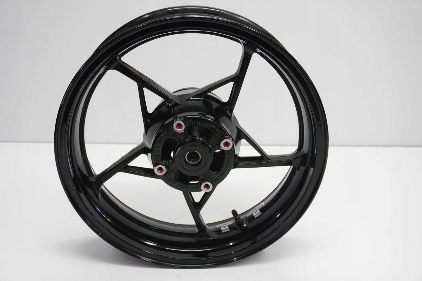 KAWASAKI Z 650 17-19 Felge hinten Wheel Hinterrad 5