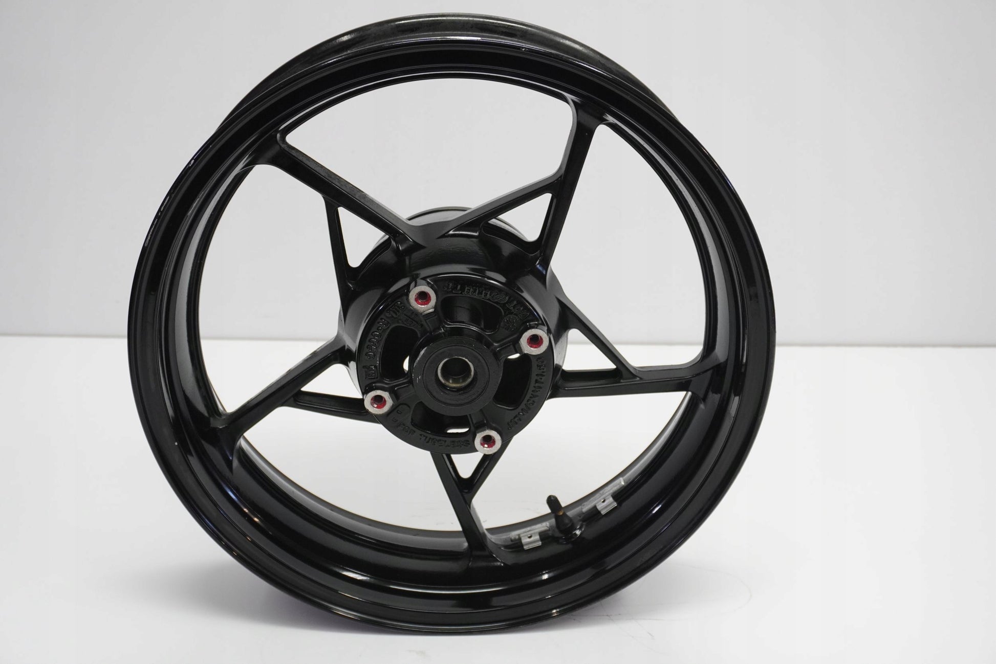 KAWASAKI Z 650 17-19 Felge hinten Wheel Hinterrad 5