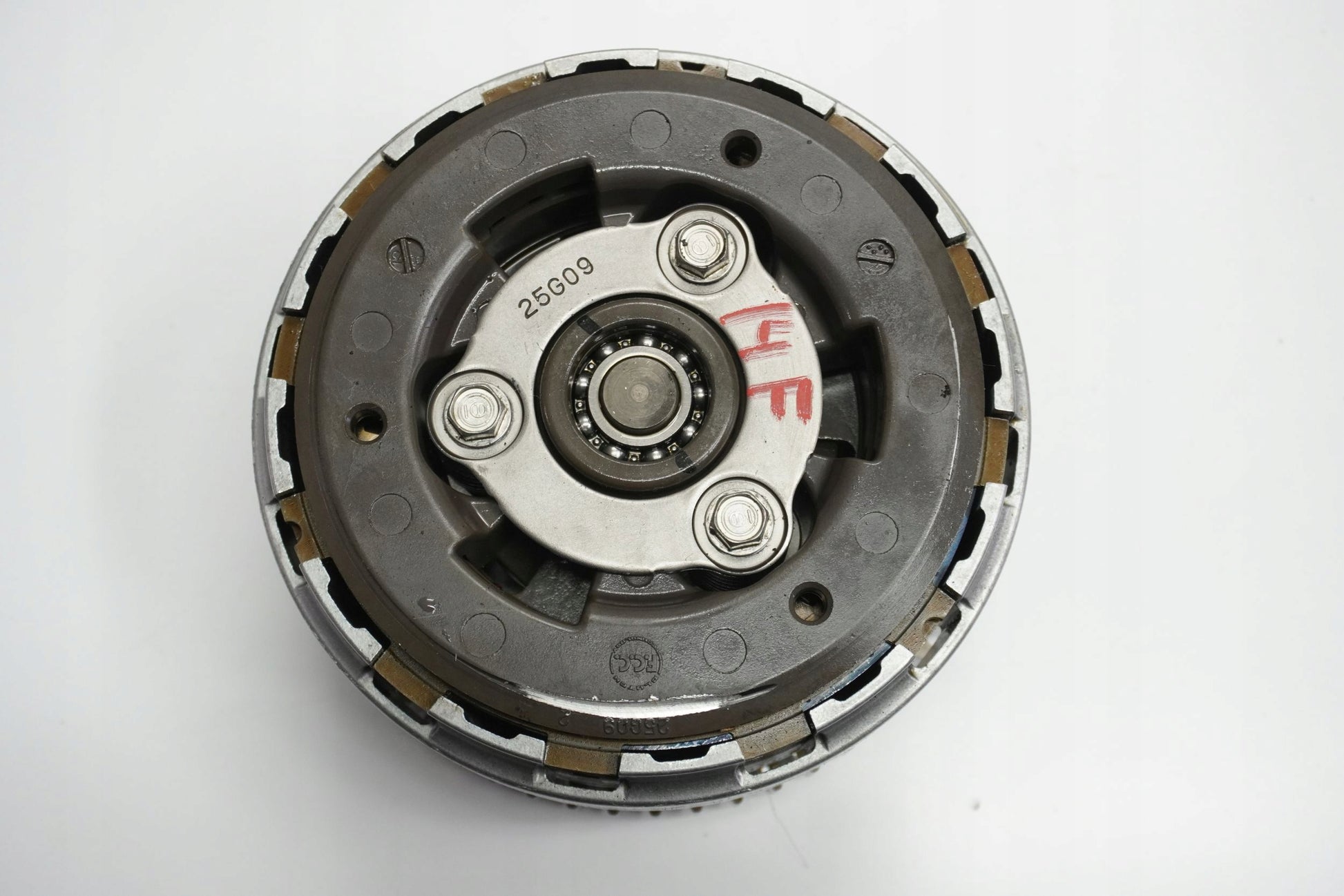 DUCATI PANIGALE 1299 15-18 Kupplung Kupplungskorb Clutch 4