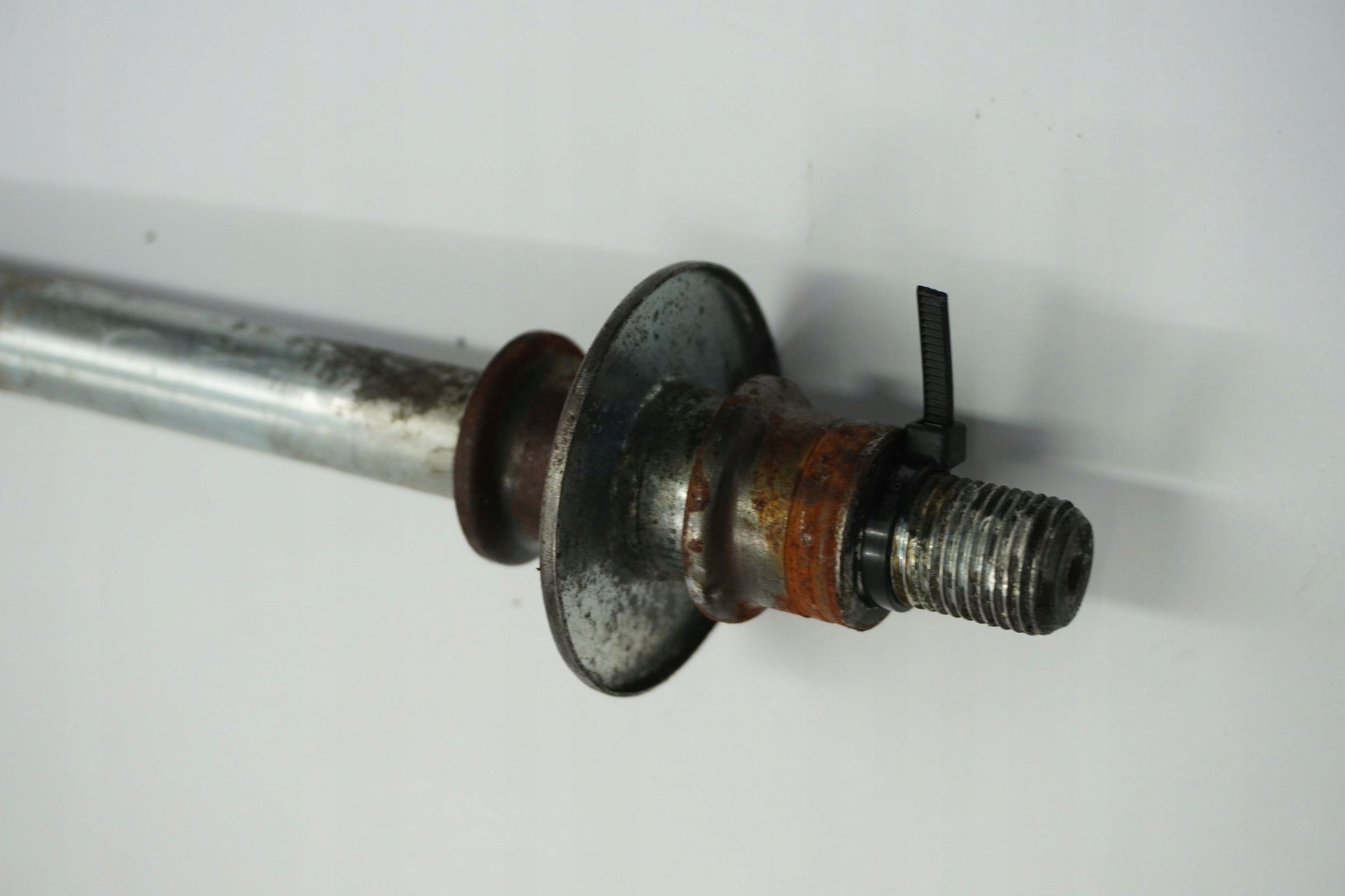 SUZUKI DL 650 V-STROM 19- Vorderachse Achse vorne Radachse front axle 6