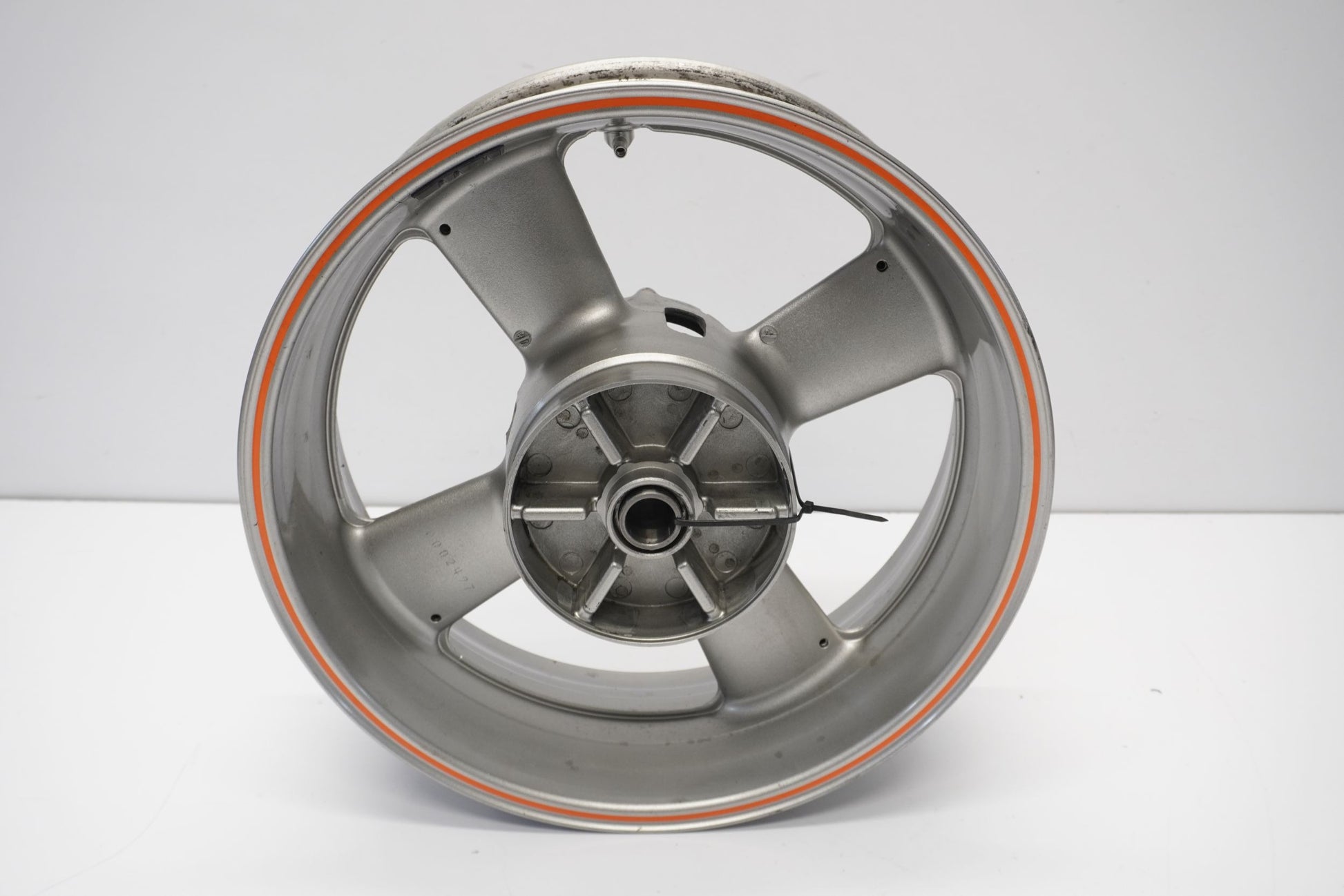 YAMAHA MT-01 1700 05-12 Felge hinten Wheel Hinterrad 9