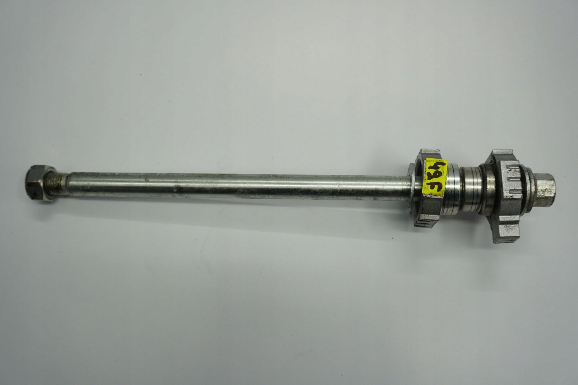 KTM 125 DUKE 17-23 Hinterachse Achse hinten Radachse rear axle 3