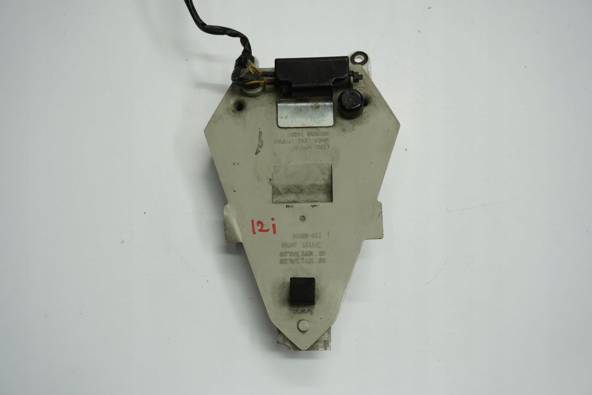 YAMAHA YZF-R6 RJ11 06-07 Rücklicht 6
