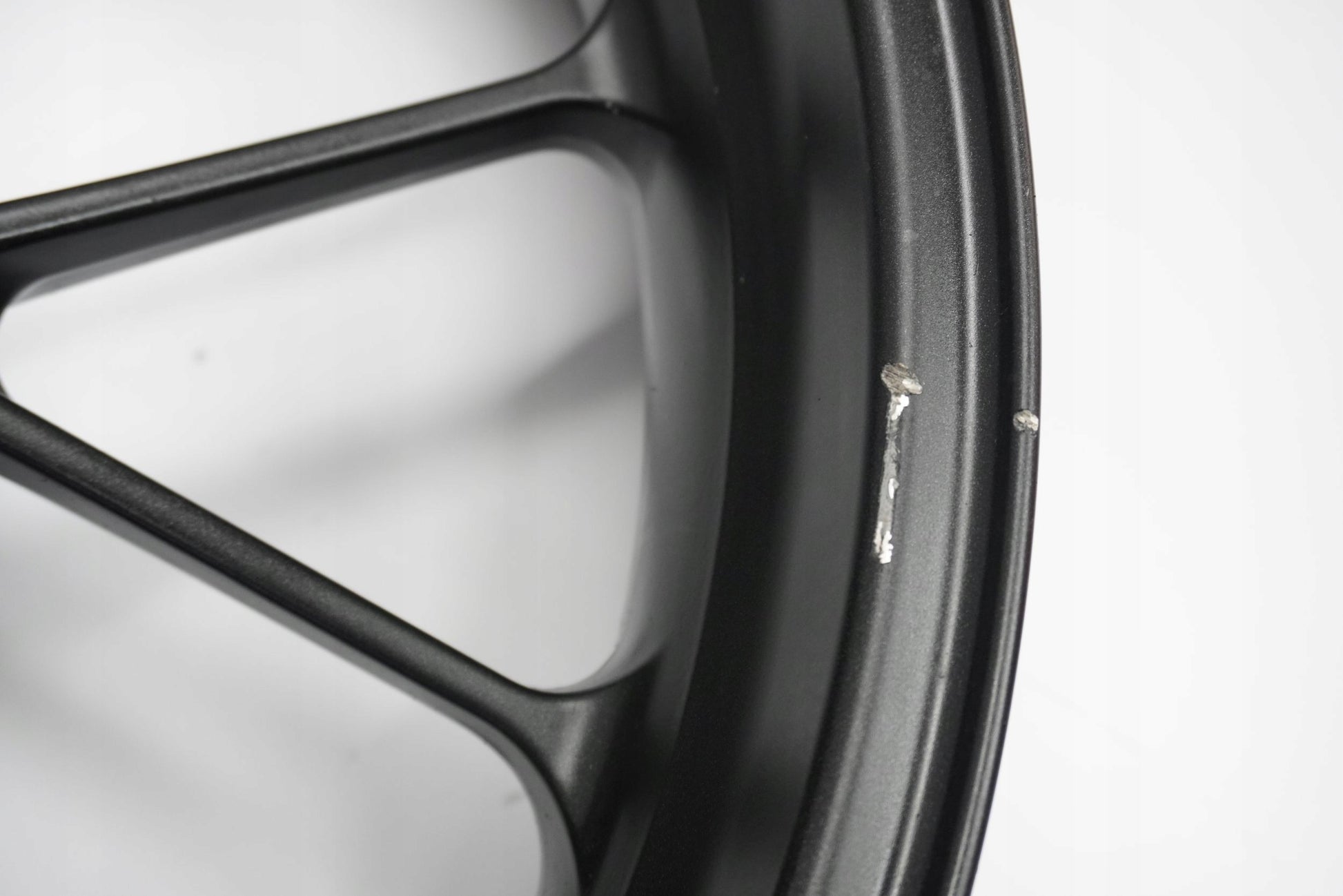 HONDA CB 125 R JC79 18-20 Felge hinten Wheel Hinterrad 3