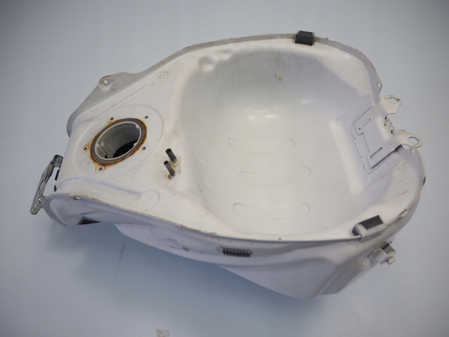 SUZUKI GSX-S 750 17-23 Kraftstofftank Benzintank Fuel Tank 7