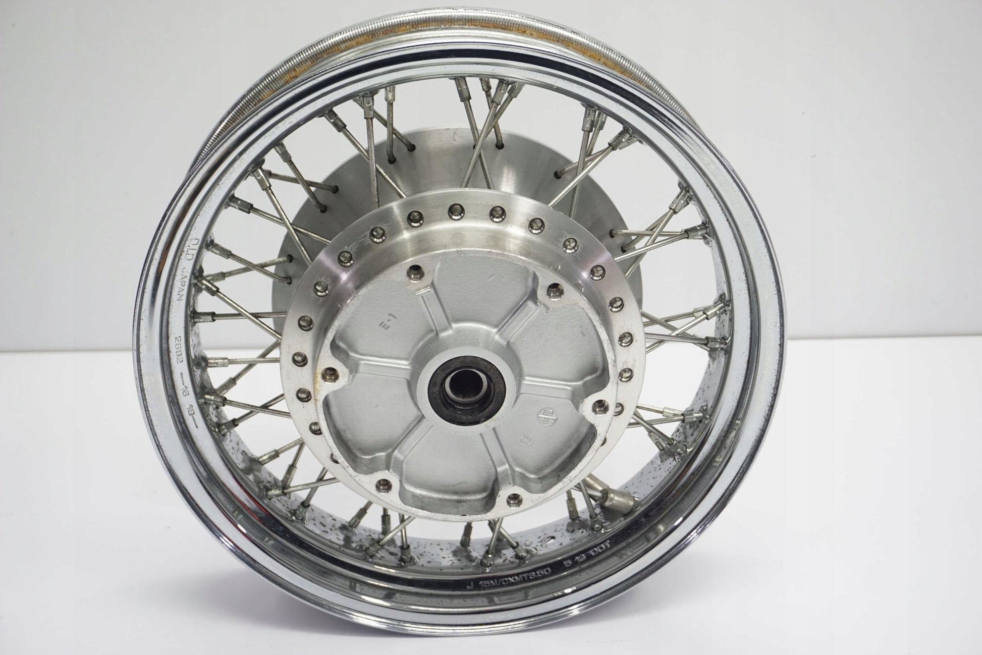 HONDA VT 750 SHADOW 13- Felge hinten Wheel Hinterrad 5