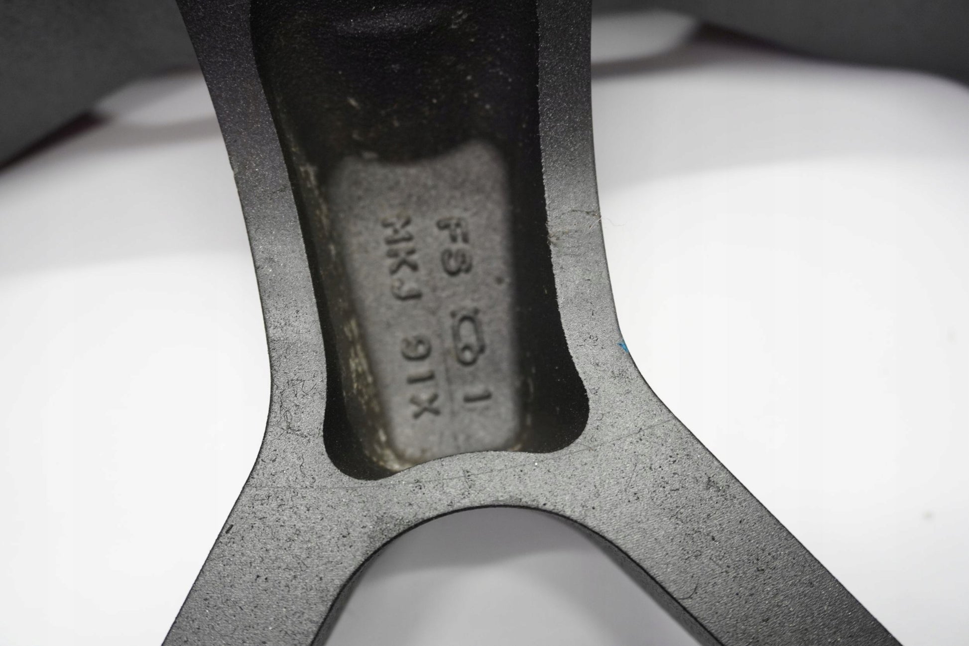 HONDA CB 1000 R SC80 Felge hinten Wheel Hinterrad 10