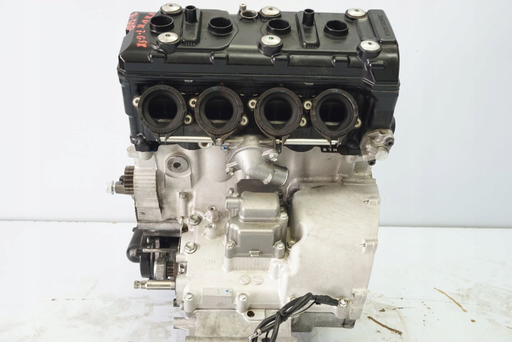SUZUKI GSX-R 600 750 K8 K9 L0 Motor Motorblock Engine 4