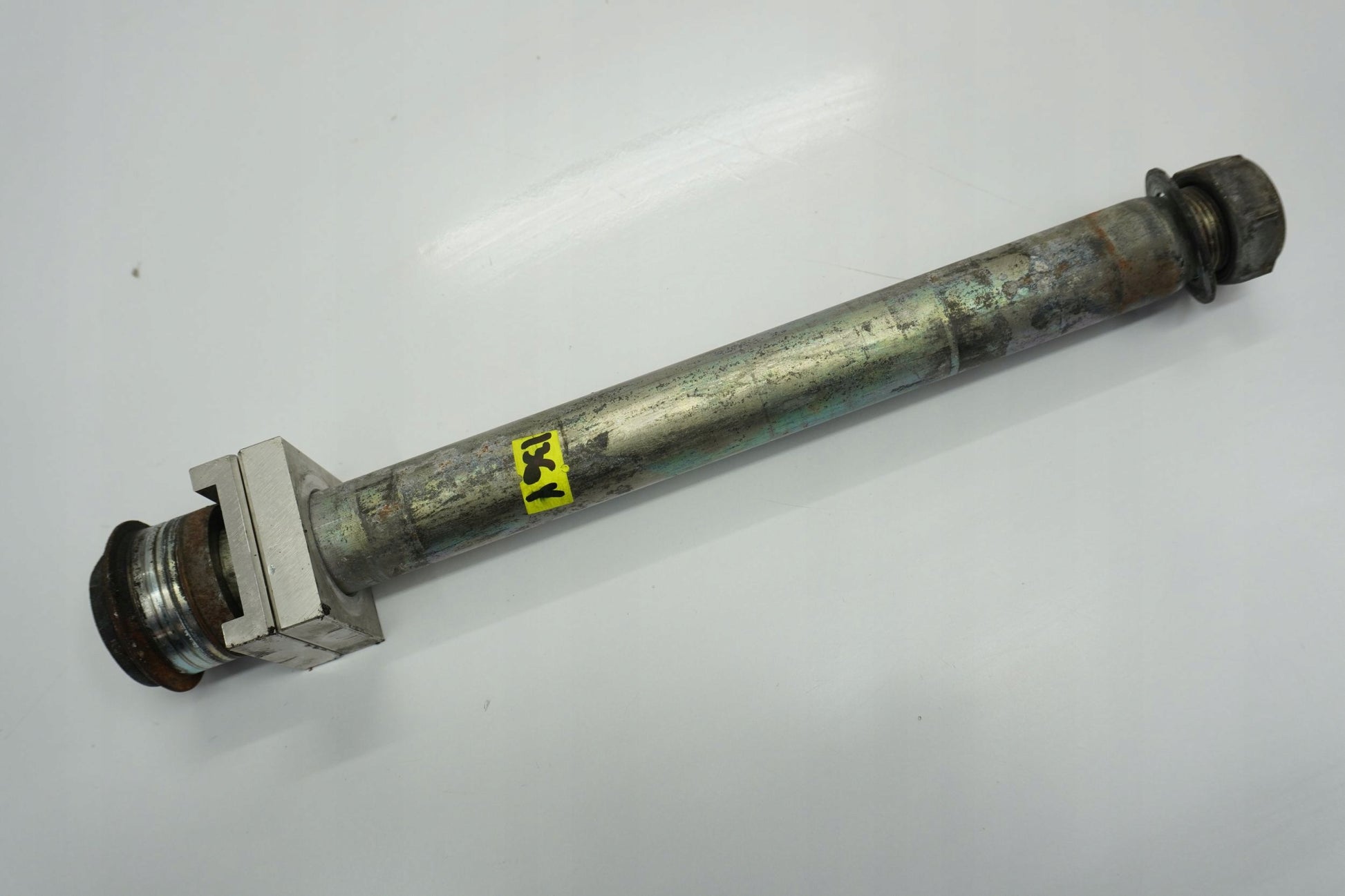 YAMAHA TRACER 9 GT 21- Hinterachse Achse hinten Radachse rear axle 5