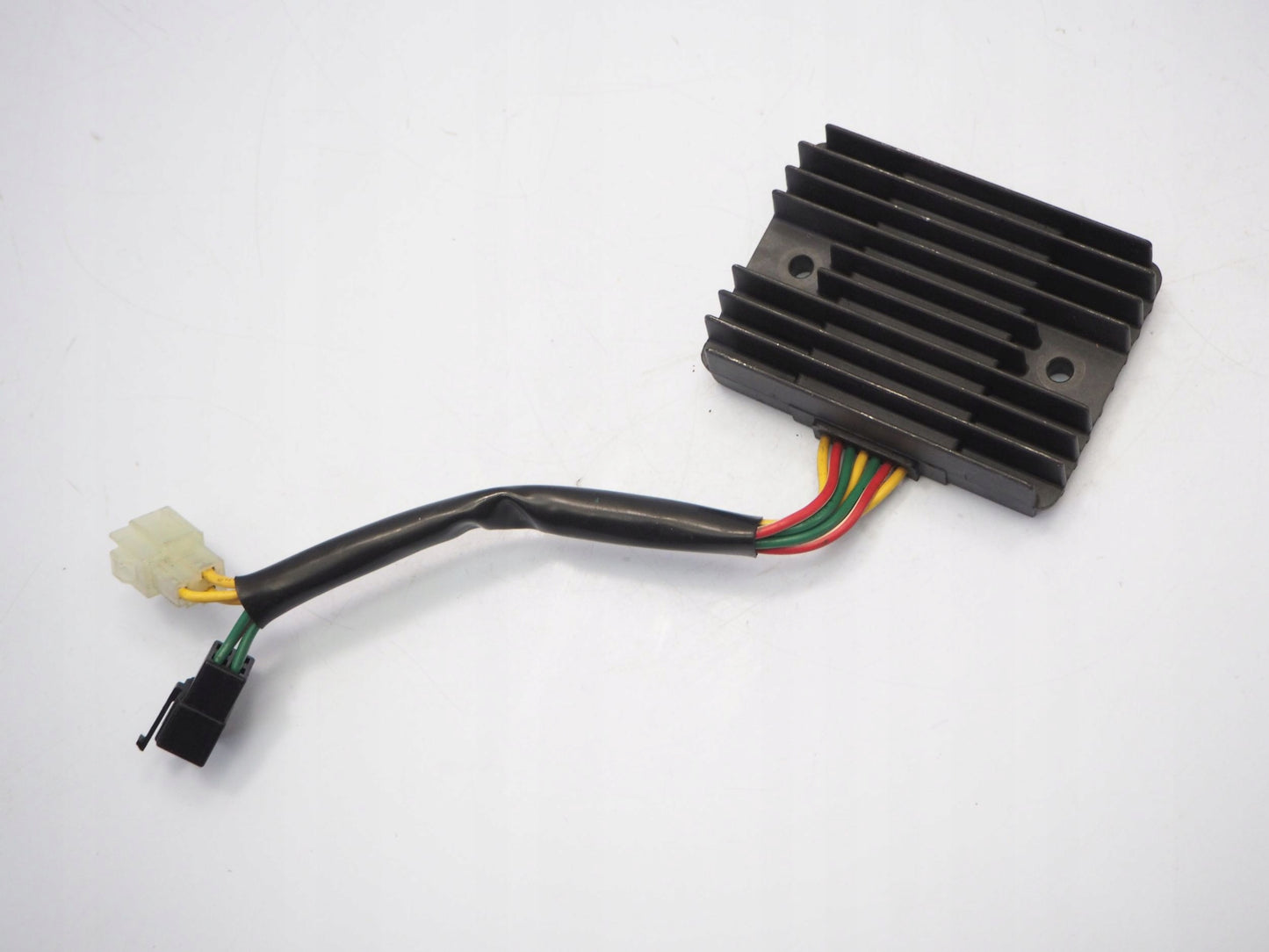 DUCATI SCRAMBLER 800 Spannungsregler Gleichrichter Rectifier Voltage Regulator