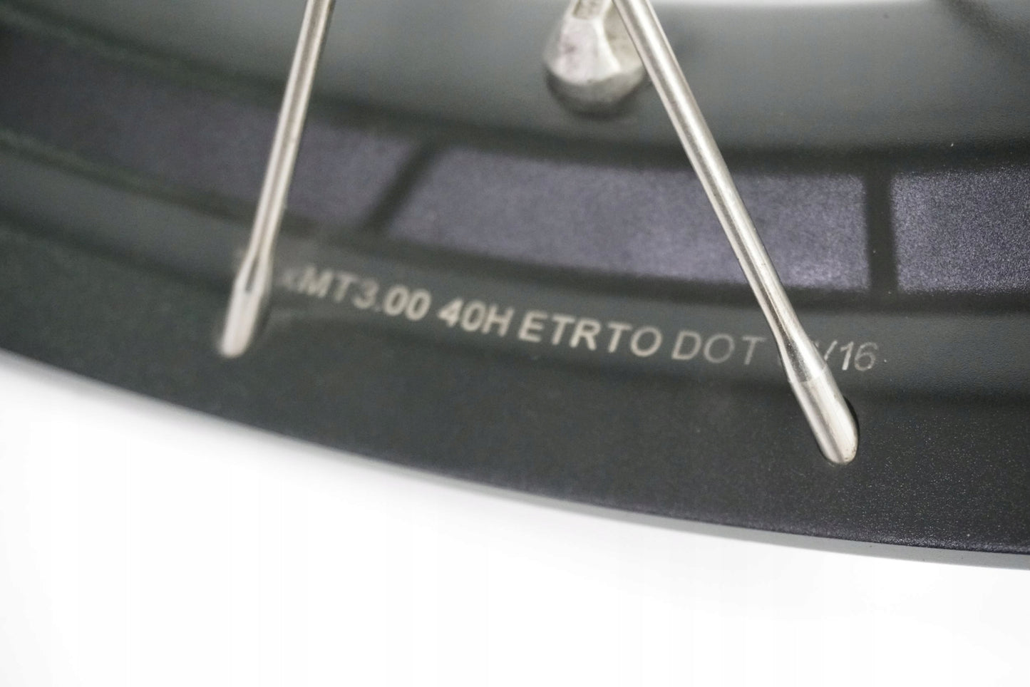 DUCATI MULTISTRADA 1200 S 10-15 Felge vorne Wheel Vorderrad 9