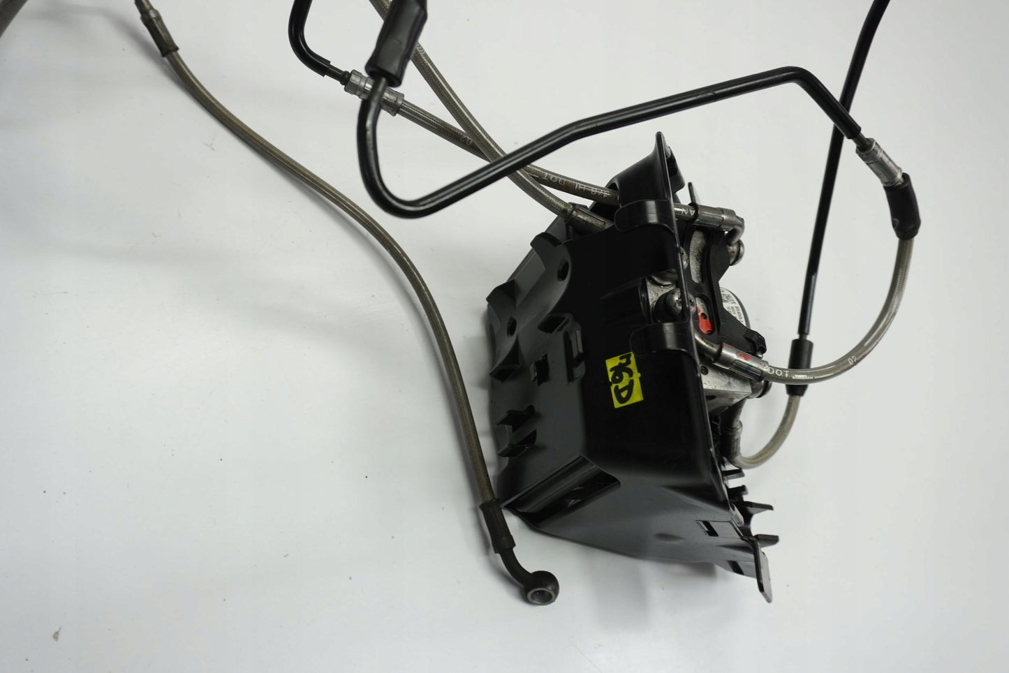 BMW R 1200 R K53 15-18 ABS Pumpe Druckmodulator 9