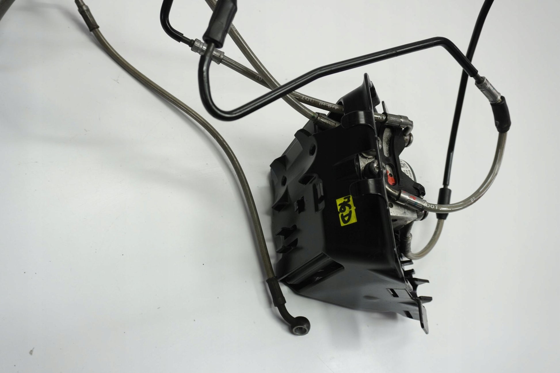 BMW R 1200 R K53 15-18 ABS Pumpe Druckmodulator 9