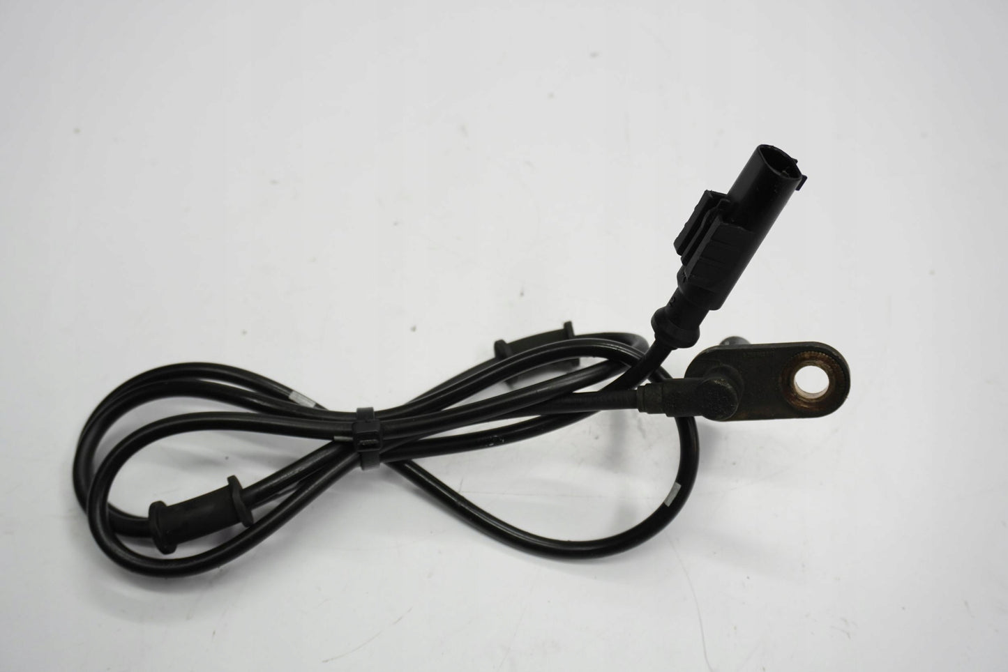 SUZUKI DL 650 V-STROM 04-11 ABS Sensor vorne 3