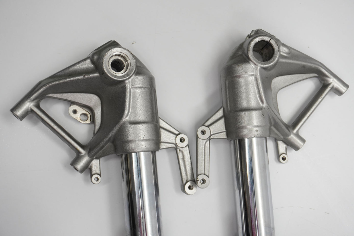 TRIUMPH ROCKET 3 R 20- Gabel Gabelholme Fork 6