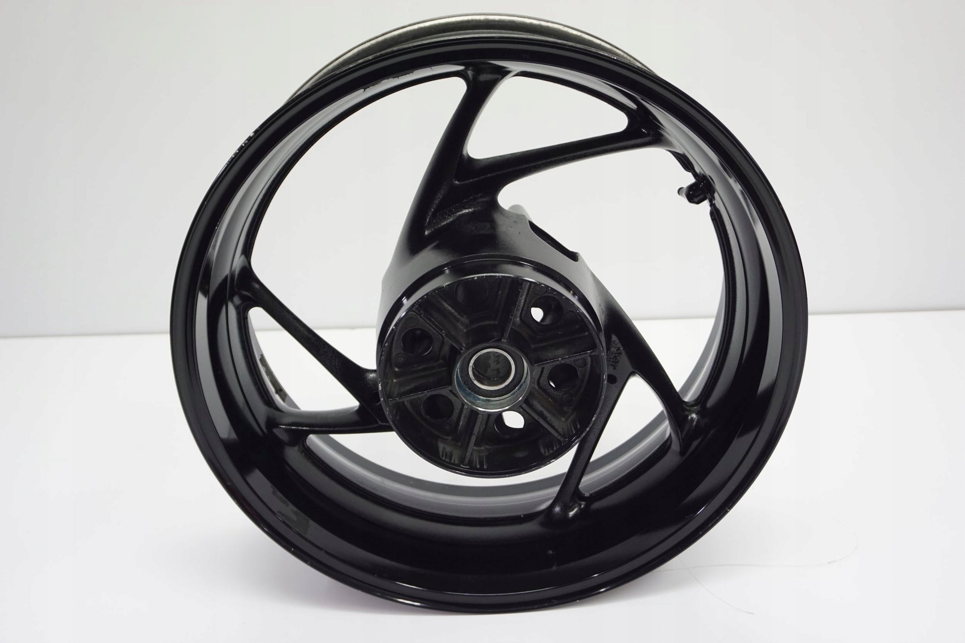 SUZUKI GSX-S 1000 GT 22- Felge hinten Wheel Hinterrad 3