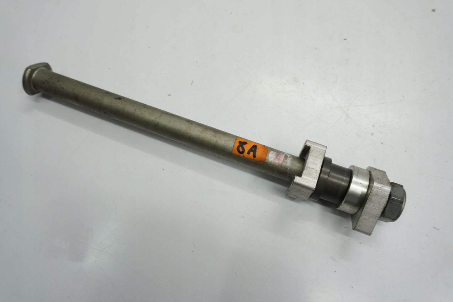 TRIUMPH STREET TRIPLE 675 07-12 Hinterachse Achse hinten Radachse rear axle 5