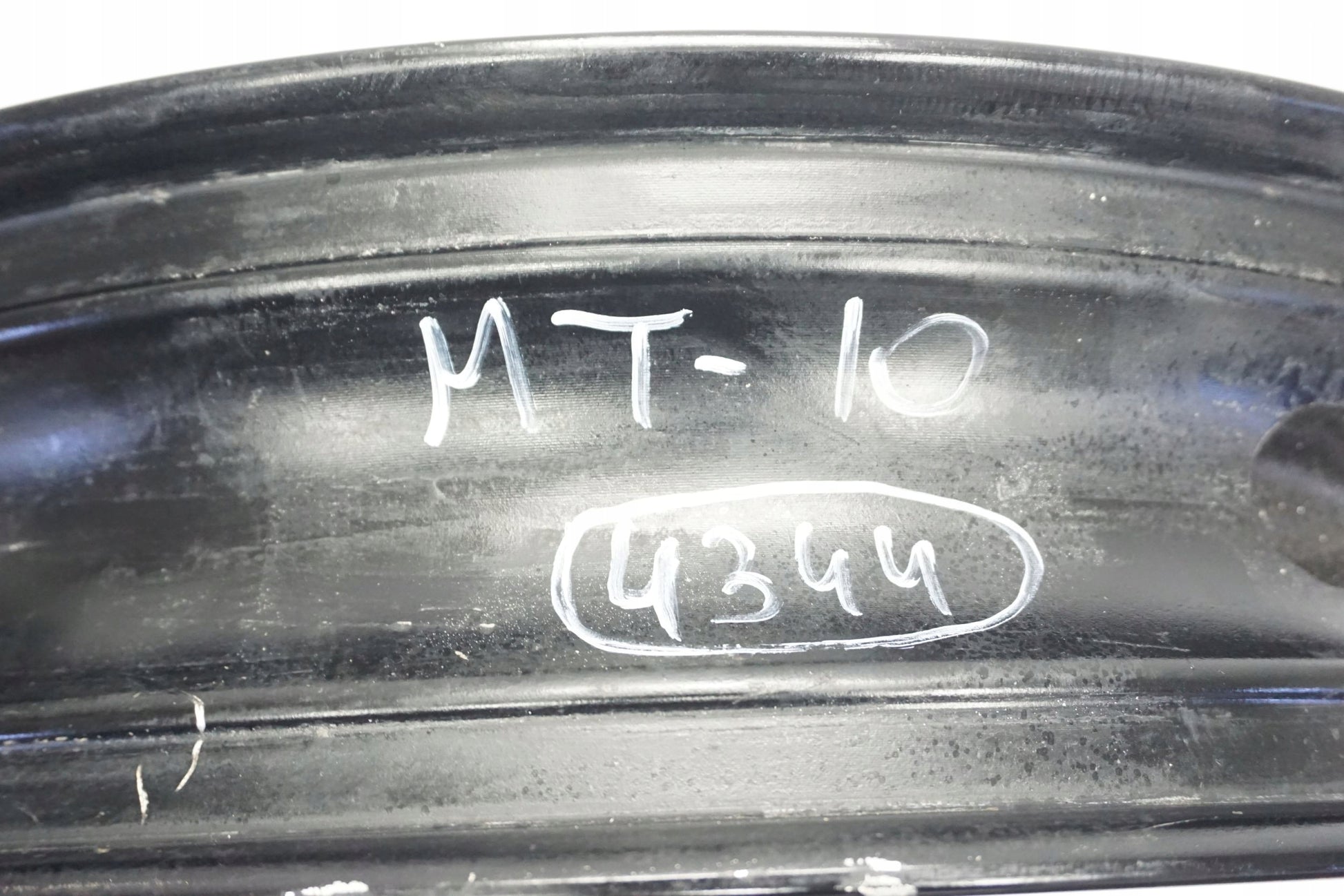 YAMAHA MT-10 16-21 Felge vorne Wheel Vorderrad 3