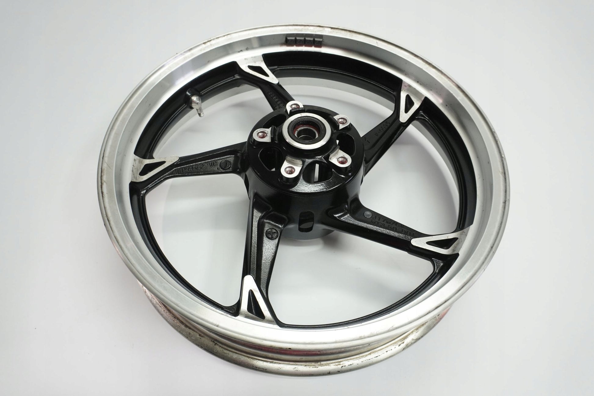 KAWASAKI Z1000 10-13 Felge vorne Wheel Vorderrad 6