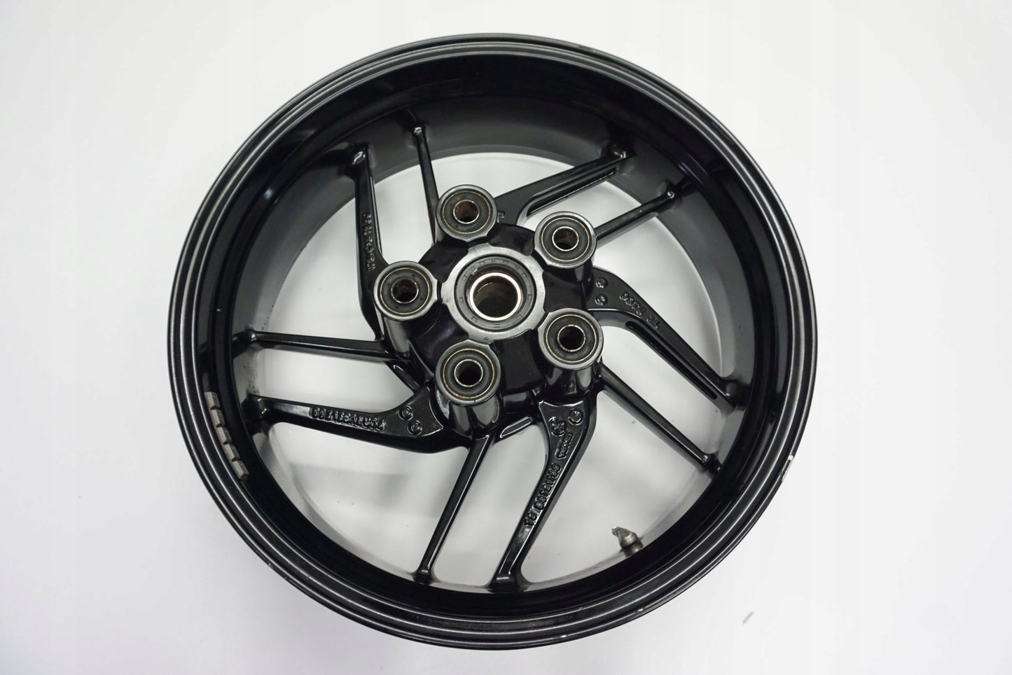 DUCATI MONSTER 821 18-20 Felge hinten Wheel Hinterrad 4