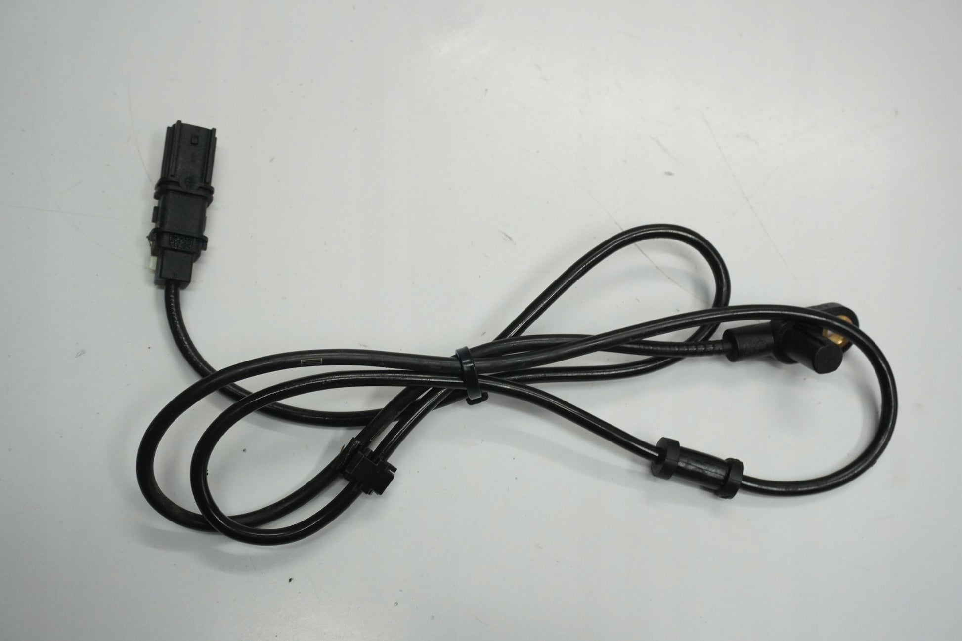 HONDA XL 750 TRANSALP 23- ABS Sensor hinten 8