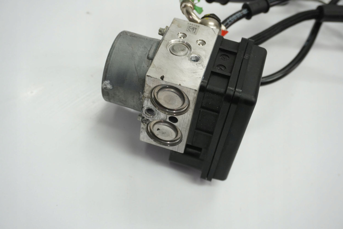 DUCATI STREETFIGHTER V2 ABS Pumpe Druckmodulator 6