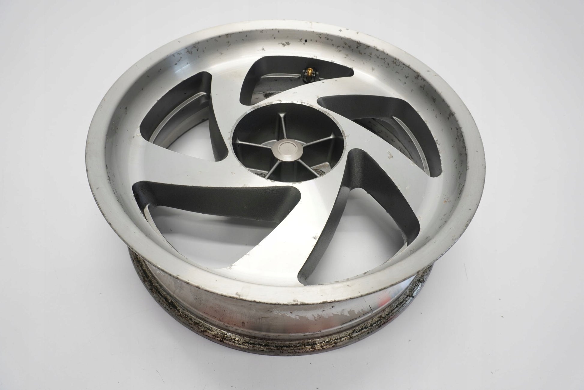 HONDA GL 1800 GOLDWING 01-05 Felge hinten Wheel Hinterrad 2