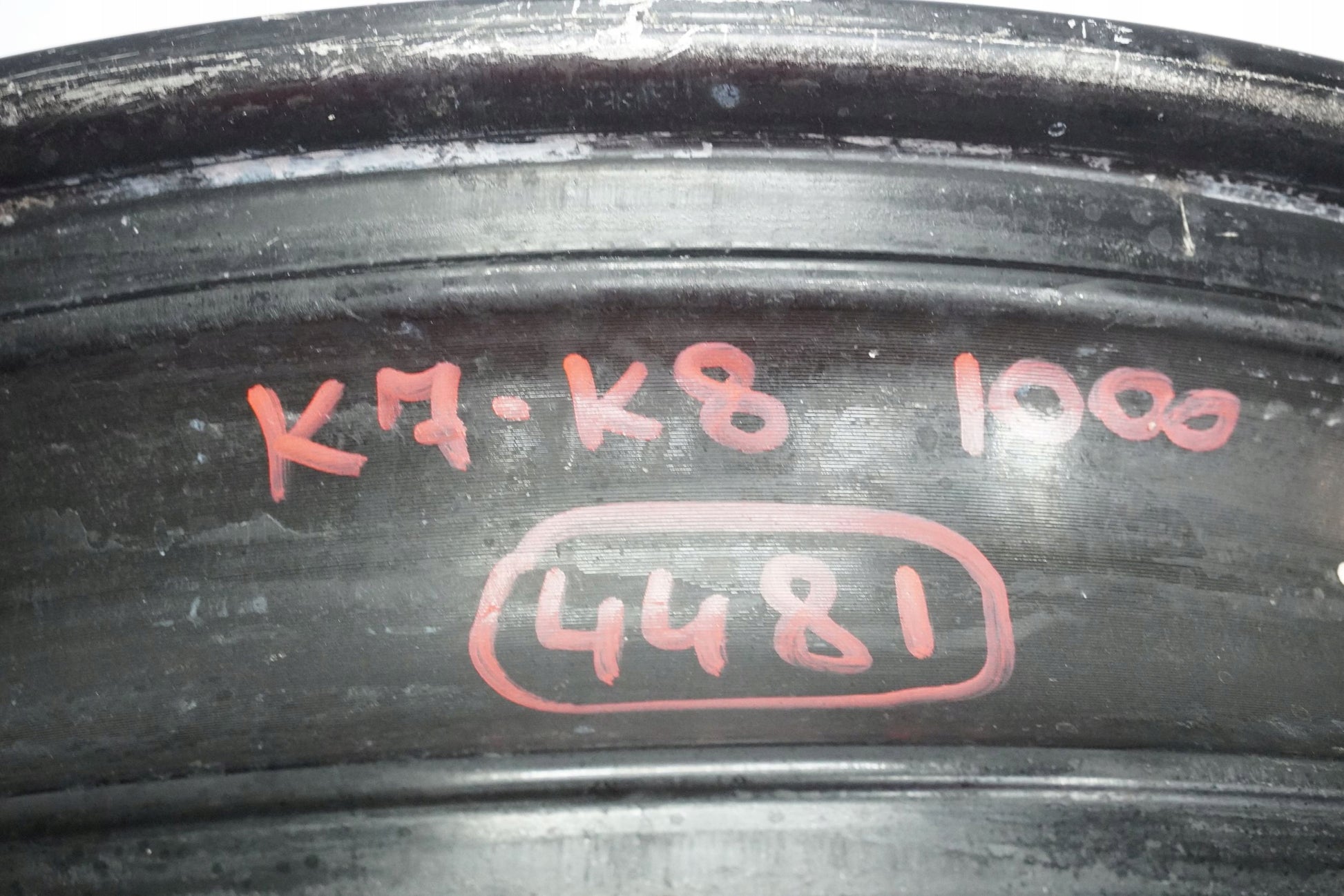 SUZUKI GSX-R 1000 K7-K8 Felge vorne Wheel Vorderrad 9