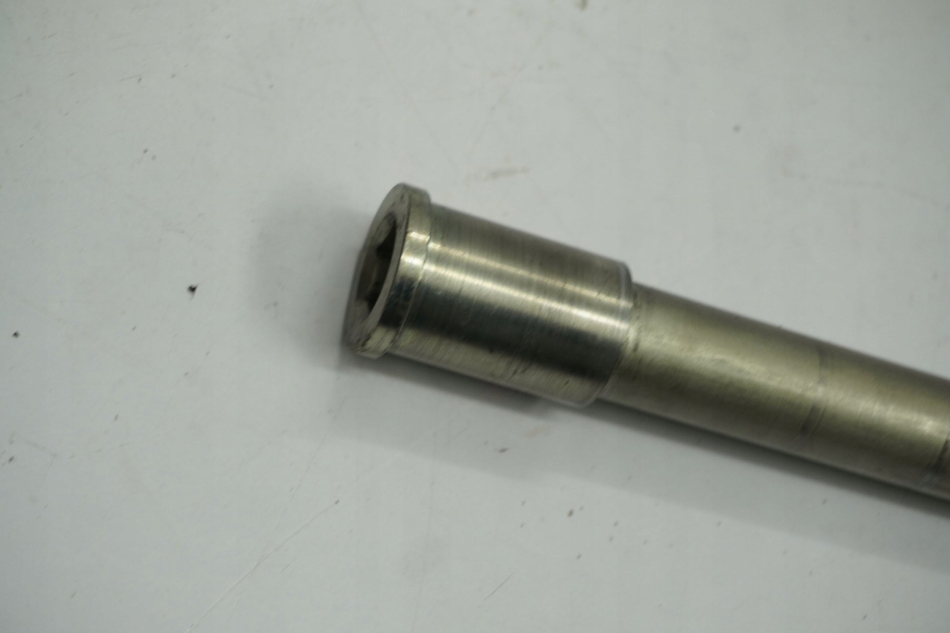 KAWASAKI Z 900 RS CAFE 18-22 Vorderachse Achse vorne Radachse front axle 6