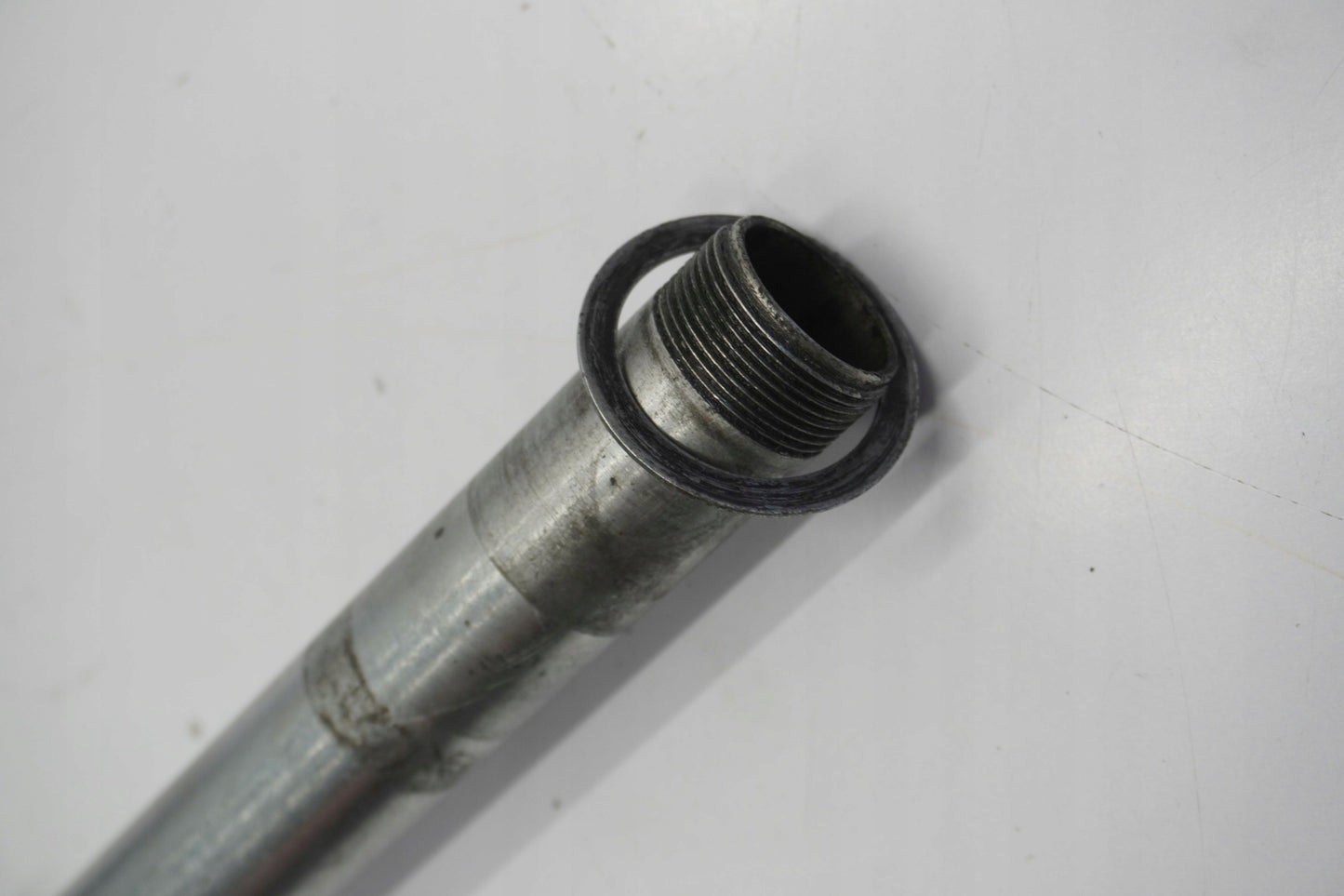 DUCATI 848 08–13 Vorderachse Achse vorne Radachse front axle 4