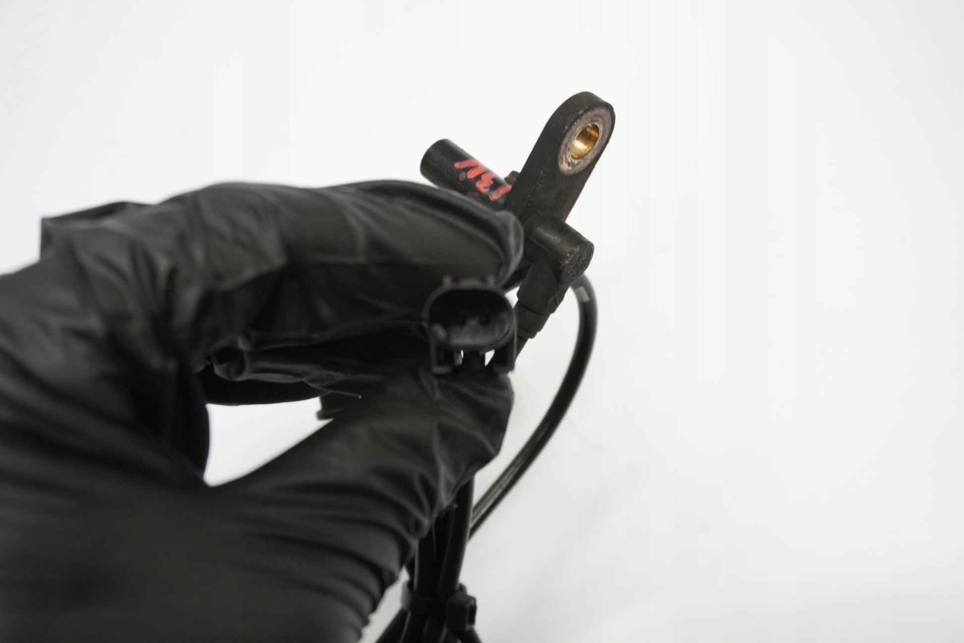 SUZUKI DL 650 V-STROM 04-11 ABS Sensor vorne 6