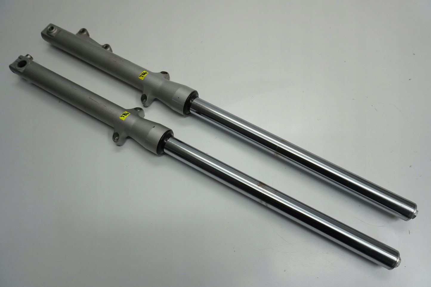 HONDA XL 125 V VARADERO 07-11 Gabel Gabelholme Fork 11