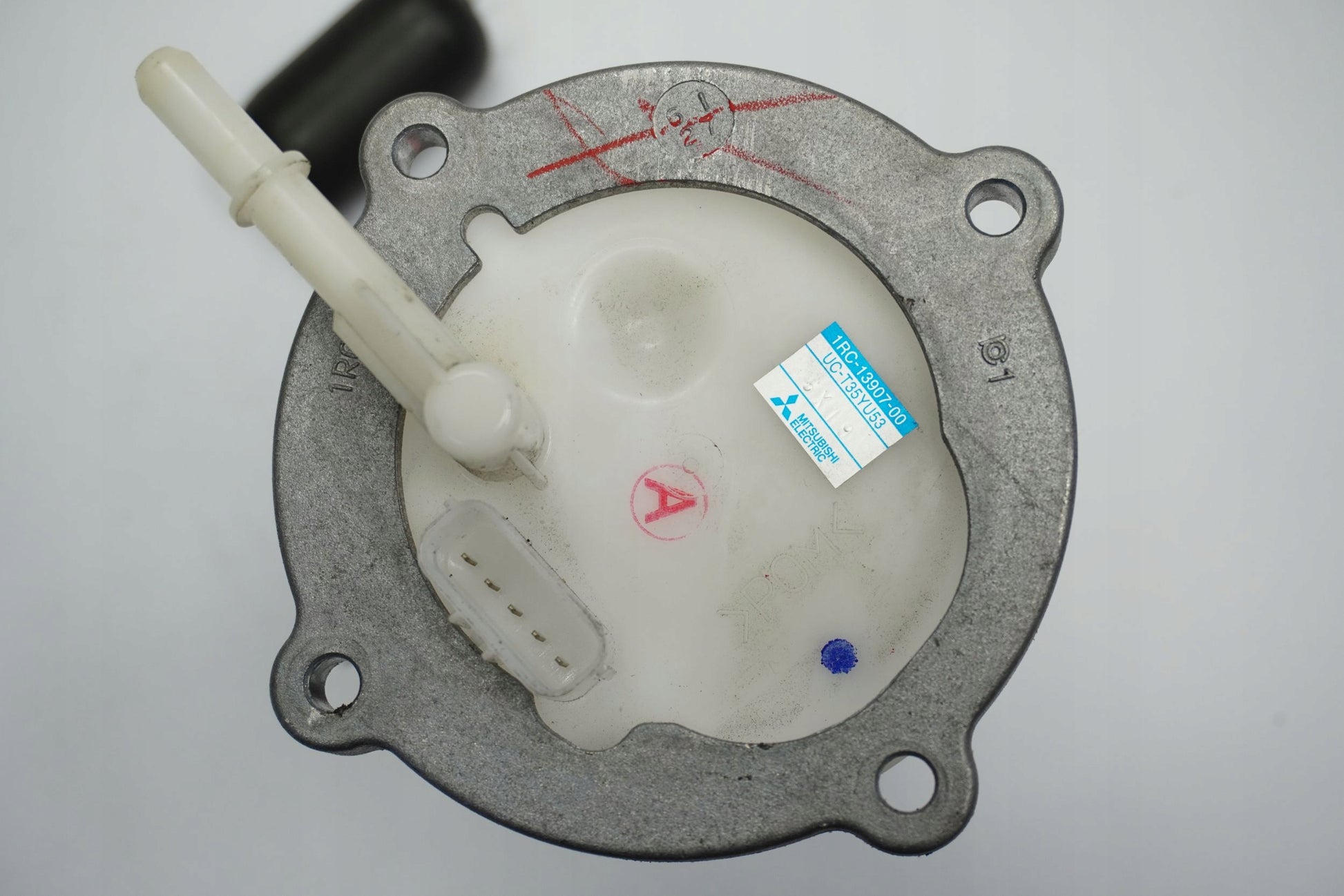 YAMAHA MT-09 TRACER 15-17 Benzinpumpe Kraftstoffpumpe Fuel Pump 2