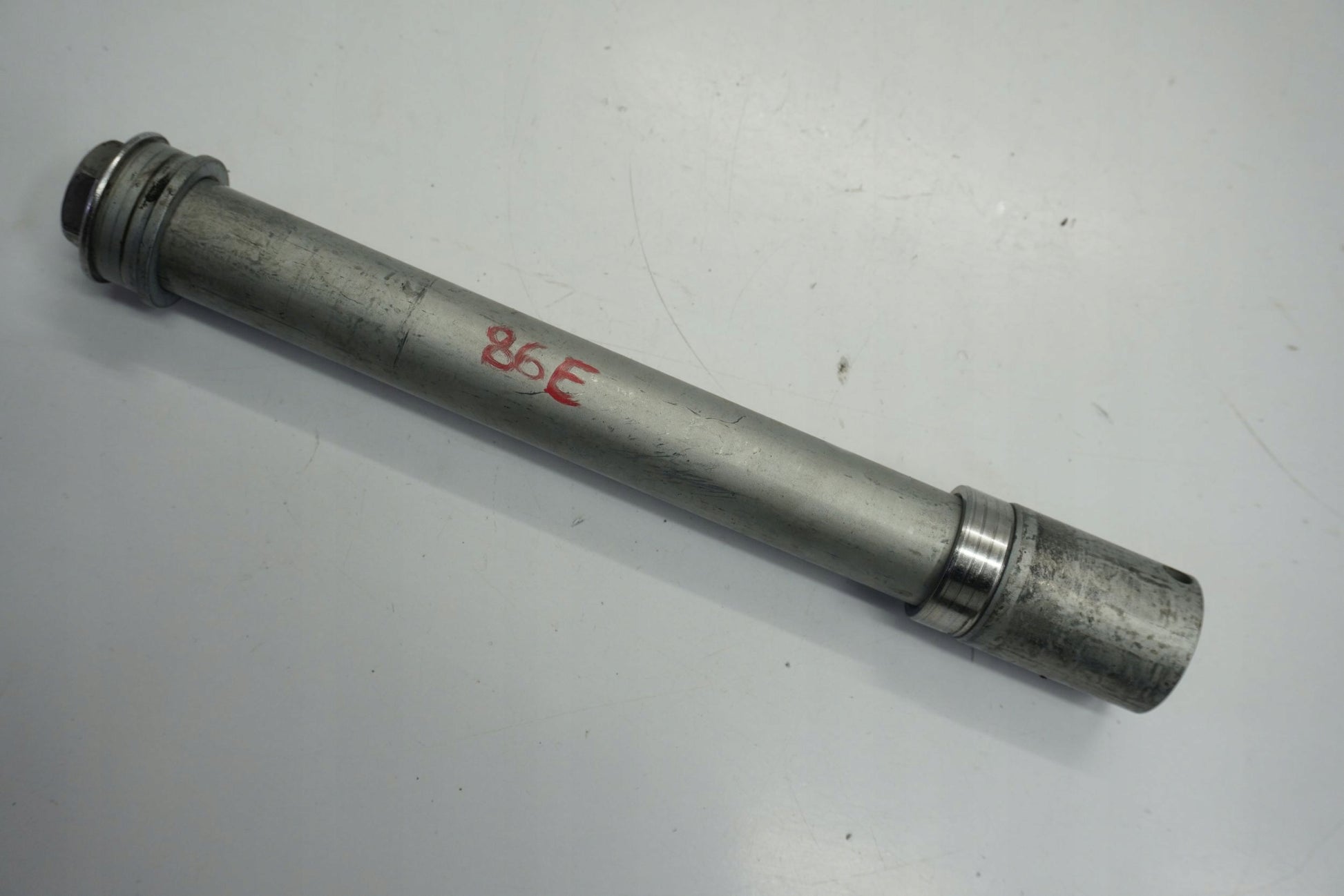 HONDA CB 1000 R SC80 Vorderachse Achse vorne Radachse front axle 7