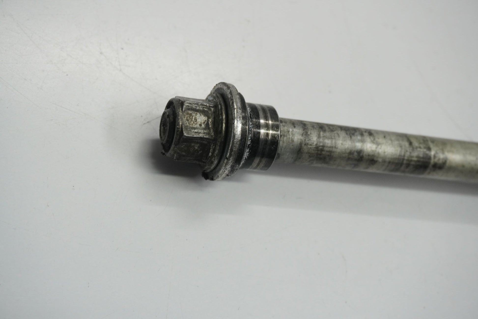 YAMAHA YZF-R 125 19-23 Hinterachse Achse hinten Radachse rear axle 6