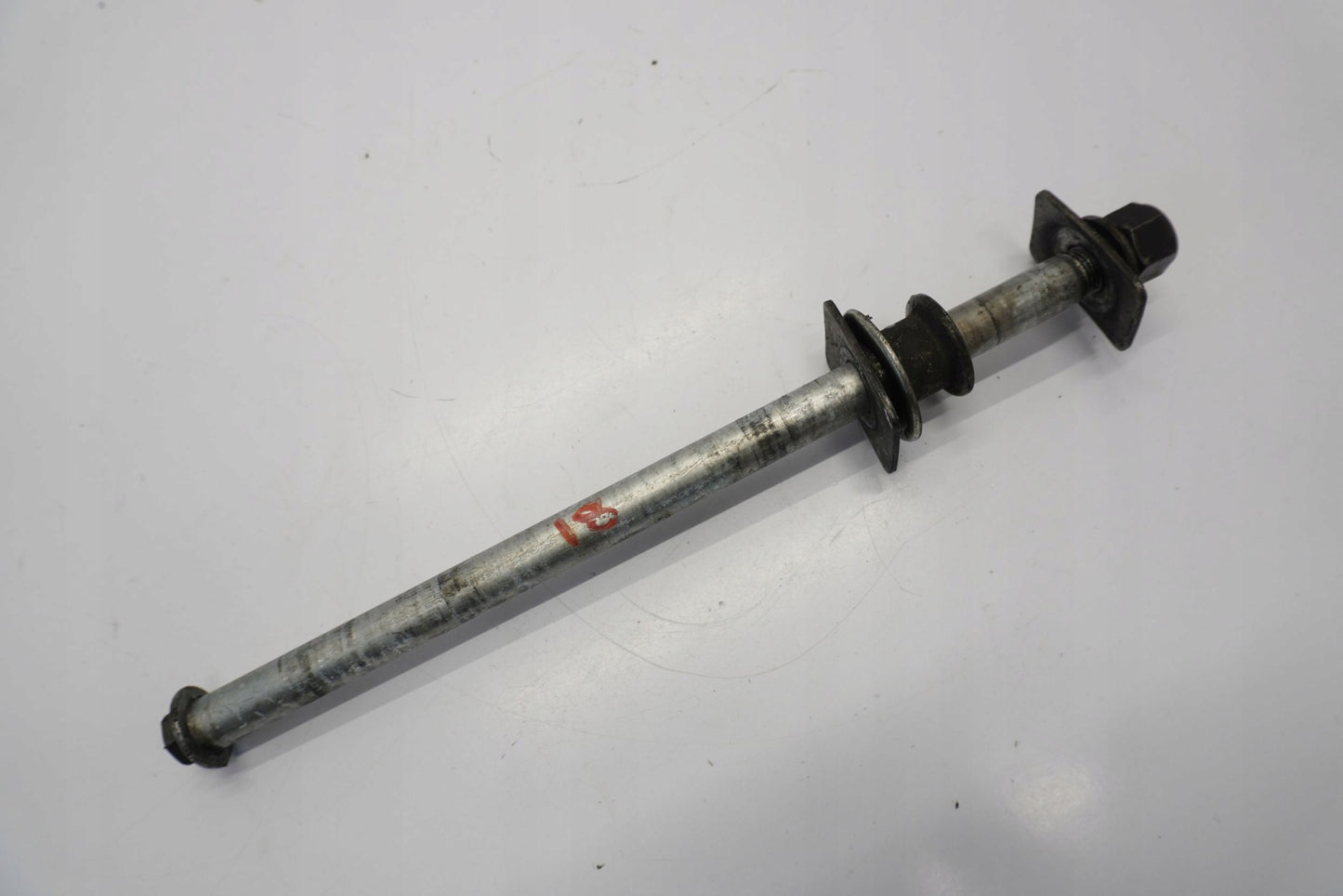 SUZUKI SV 650 S 99-02 Hinterachse Achse hinten Radachse rear axle 5