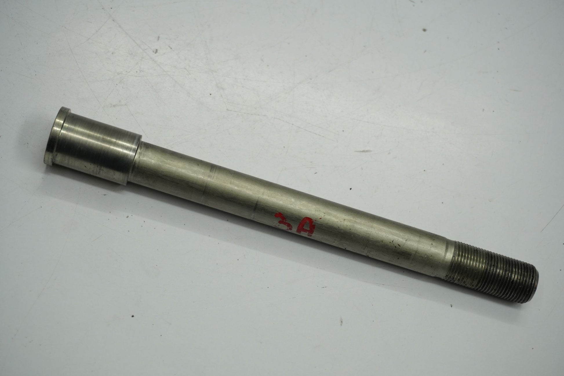 KAWASAKI Z 900 RS CAFE 18-22 Vorderachse Achse vorne Radachse front axle 5