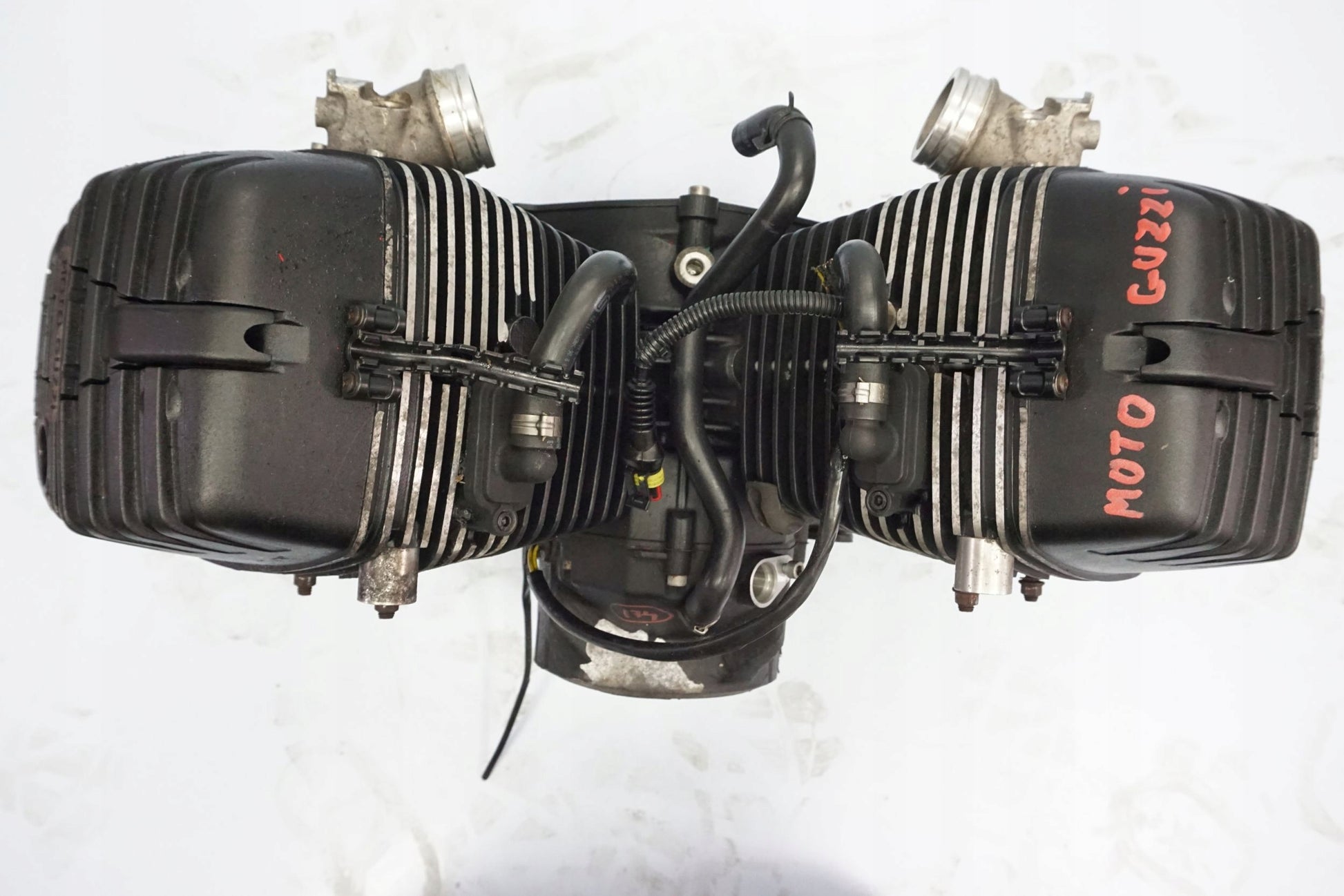 MOTO GUZZI V85 TT 2020 Motor Motorblock Engine 2