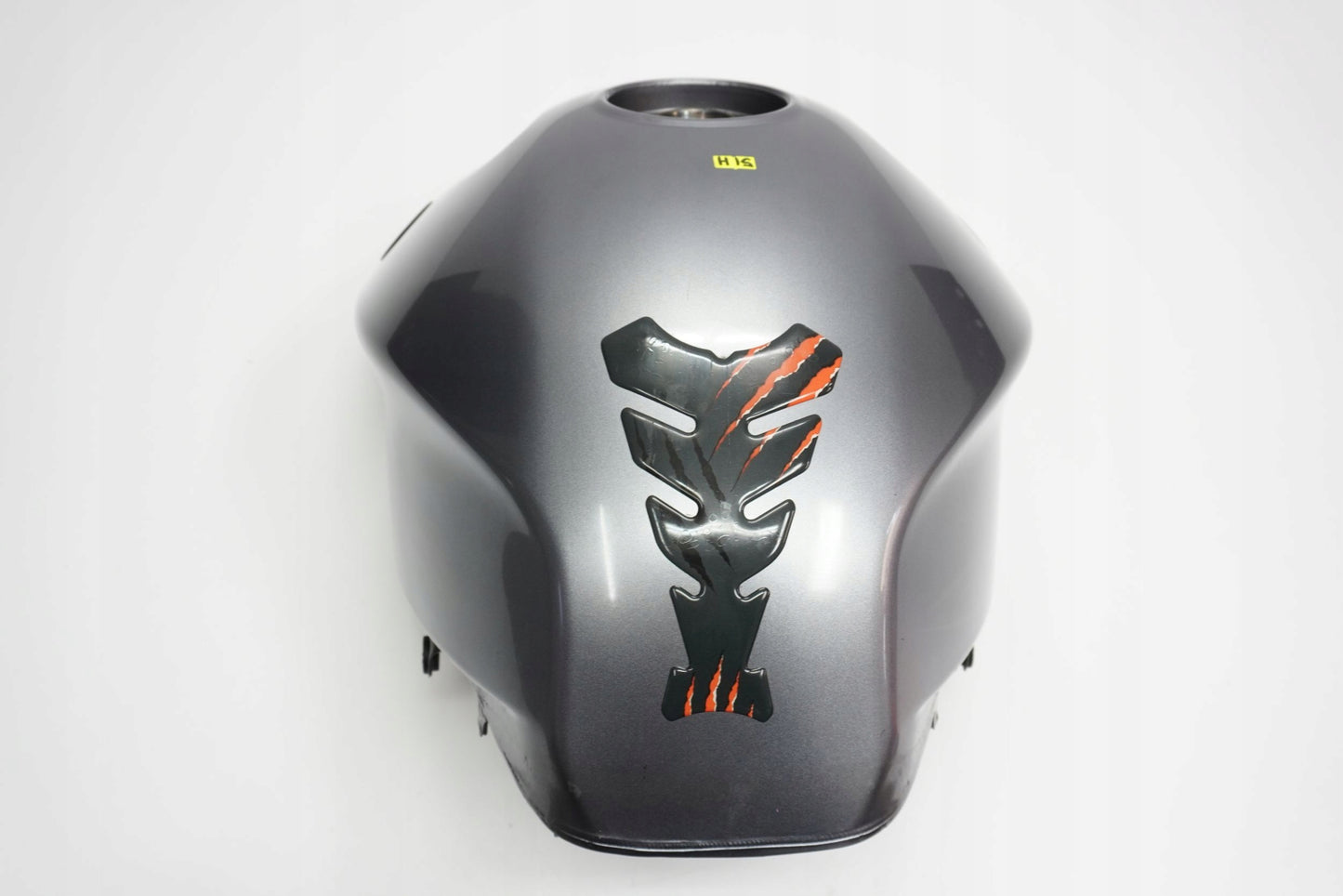 YAMAHA FJR 1300 01-05 Kraftstofftank Benzintank Fuel Tank 6