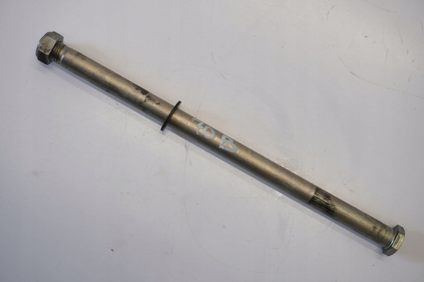 YAMAHA MT-07 21- Hinterachse Achse hinten Radachse rear axle 4