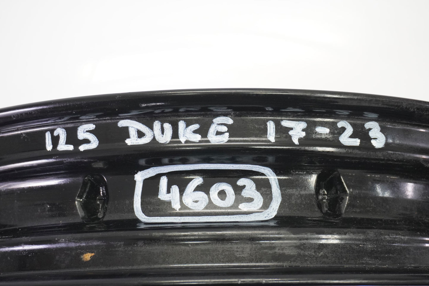 KTM 125 DUKE 17-23 Felge vorne Wheel Vorderrad 6