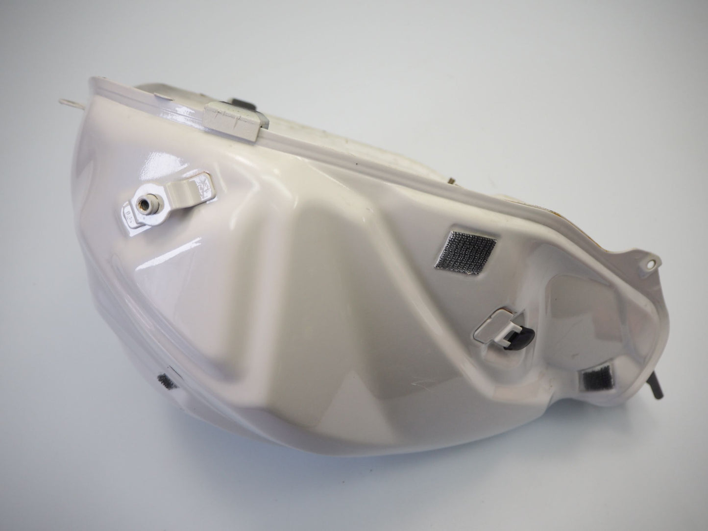 SUZUKI GSX-S 750 17-23 Kraftstofftank Benzintank Fuel Tank 6