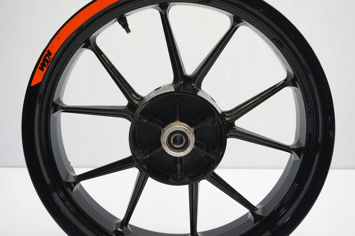 KTM 125 DUKE 17- Felge hinten Wheel Hinterrad 4