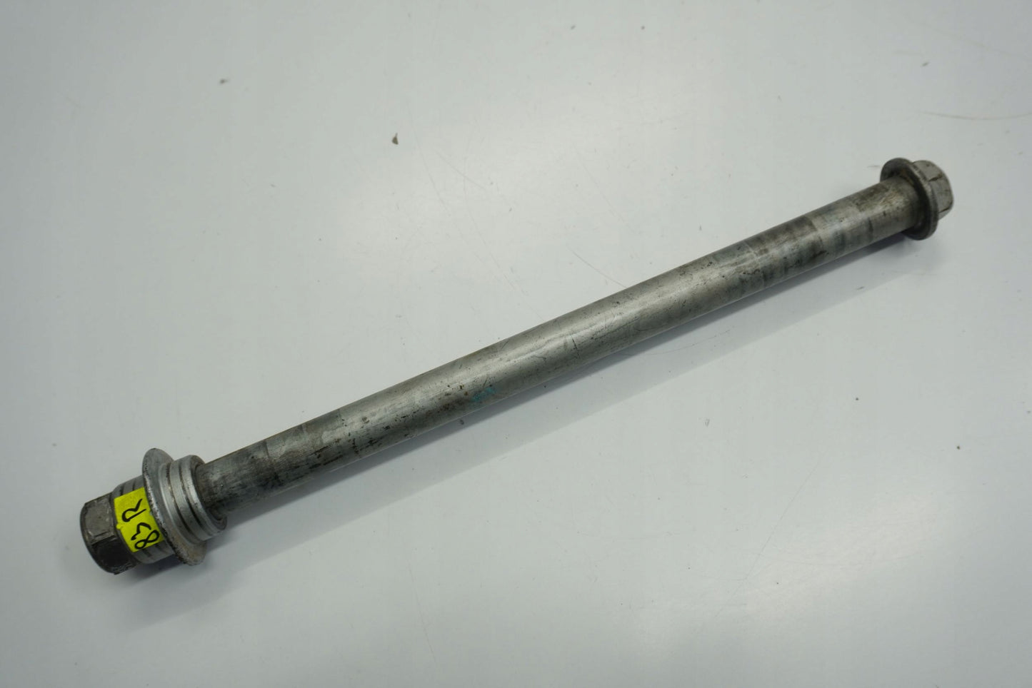 HONDA CB 600 F HORNET PC41 07-12 Hinterachse Achse hinten Radachse rear axle 7