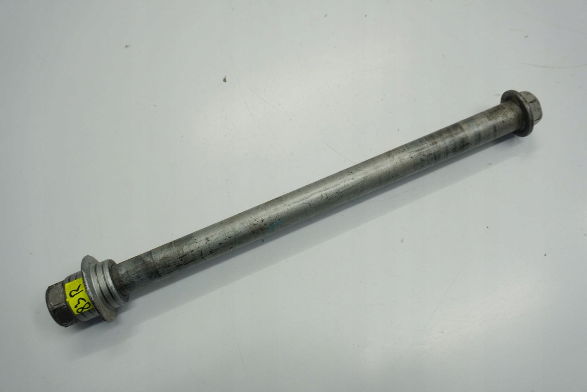 HONDA CB 600 F HORNET PC41 07-12 Hinterachse Achse hinten Radachse rear axle 7