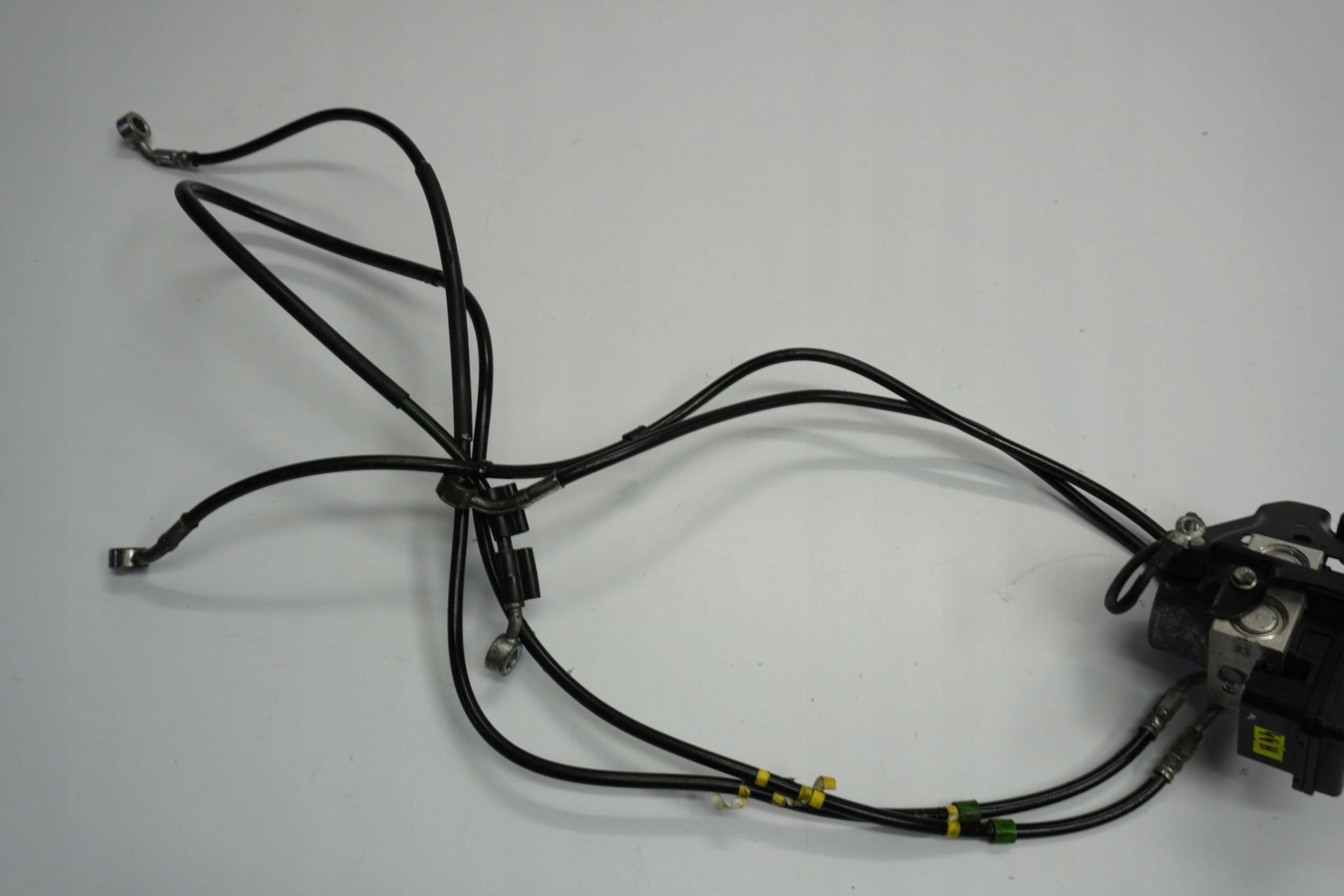 KTM 125 DUKE 17-23 ABS Pumpe Druckmodulator 2