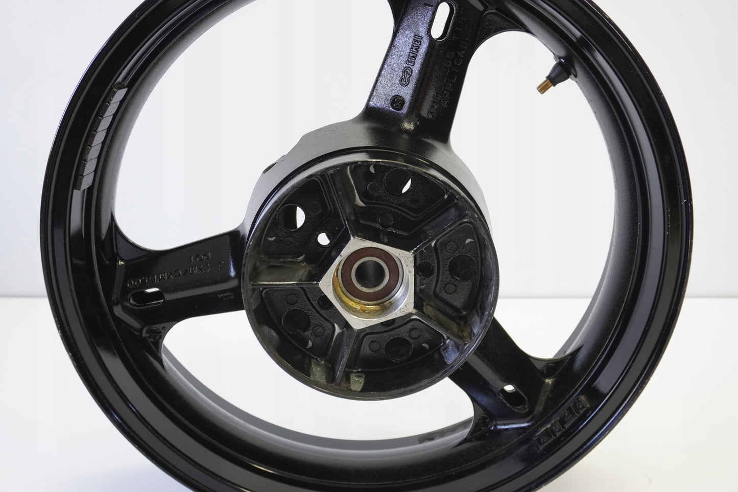 SUZUKI DL 1000 V-STROM 02-09 Felge hinten Wheel Hinterrad 4