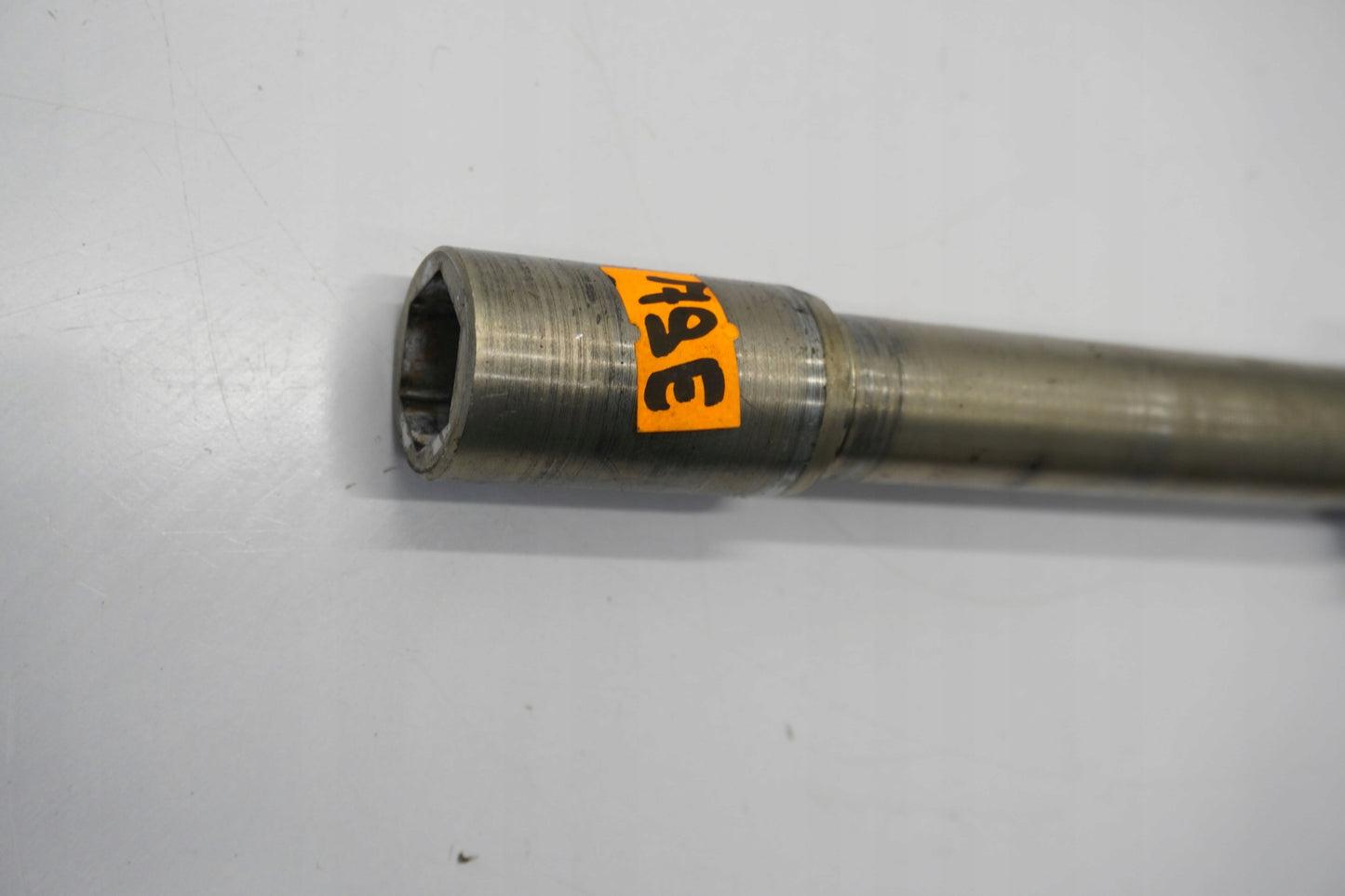 TRIUMPH STREET TRIPLE 675 13-17 Vorderachse Achse vorne Radachse front axle 6