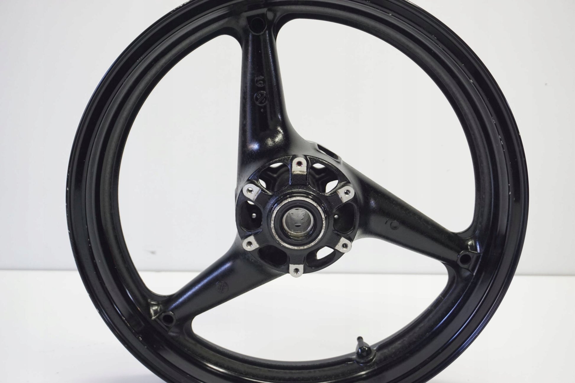 HONDA CBR 954-RR SC50 02-04 Felge vorne Wheel Vorderrad 2